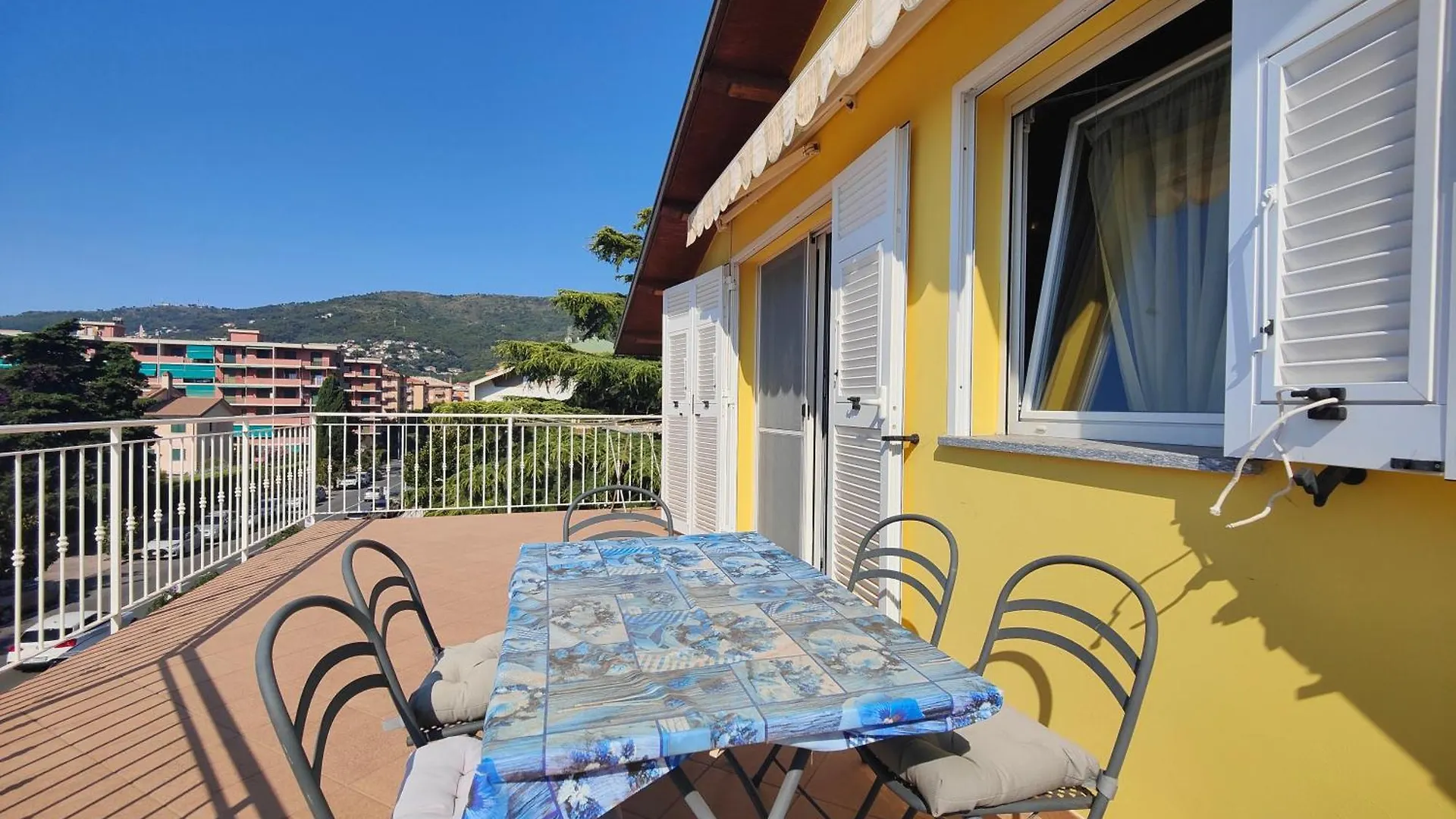 Ampio Trilocale Con Terrazzo By Tempovacanza Andora 0*,
