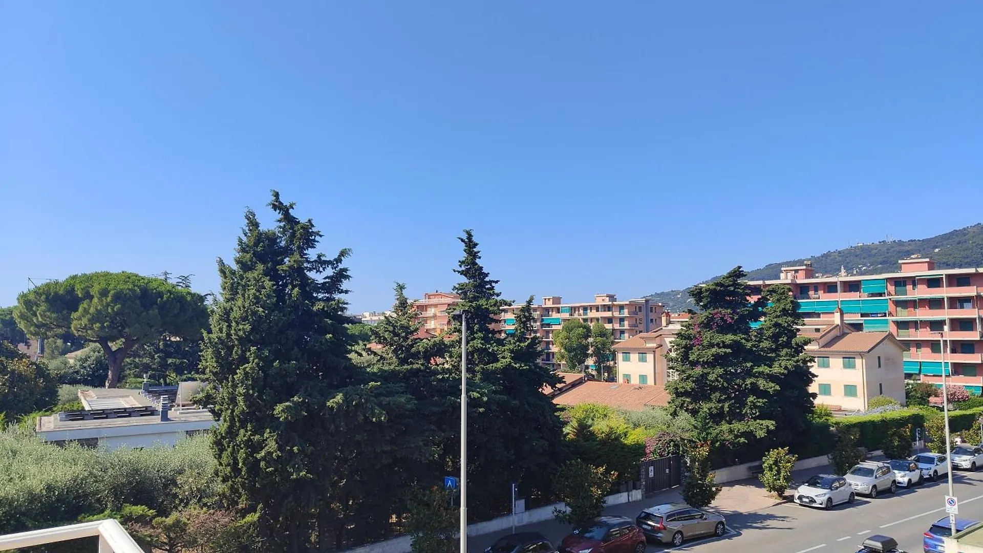 Ampio Trilocale Con Terrazzo By Tempovacanza Marina dʼMarina dʼAndora Italia