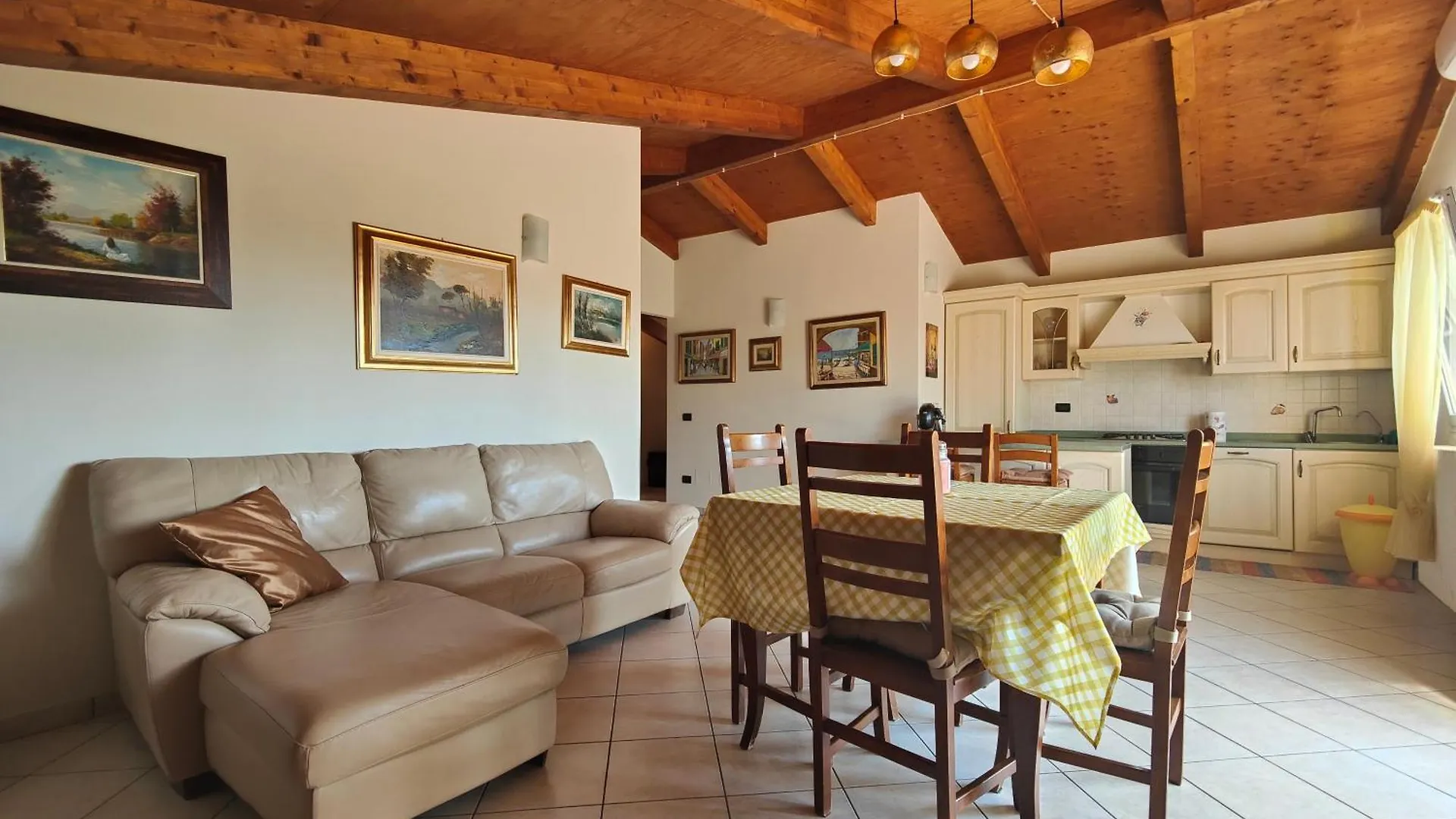 Ampio Trilocale Con Terrazzo By Tempovacanza Andora Italy